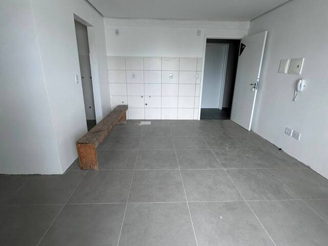 Apartamento para Locação em Caxias do Sul - 4