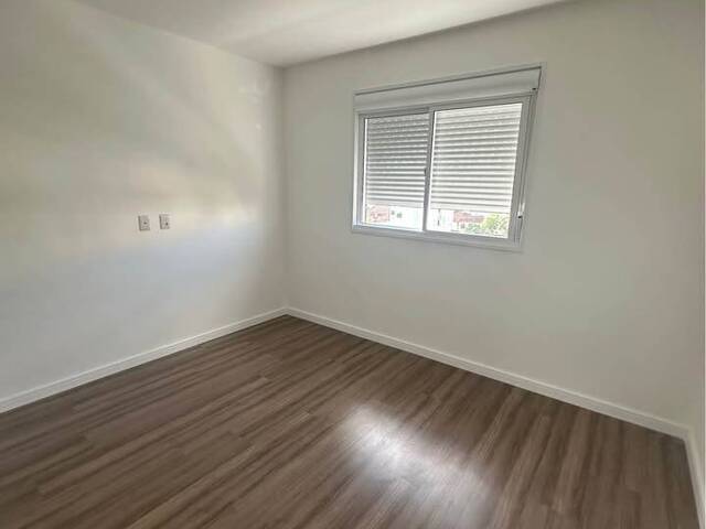 Apartamento para Venda em Caxias do Sul - 4